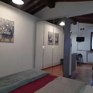 La Casa In Giardino Pensión