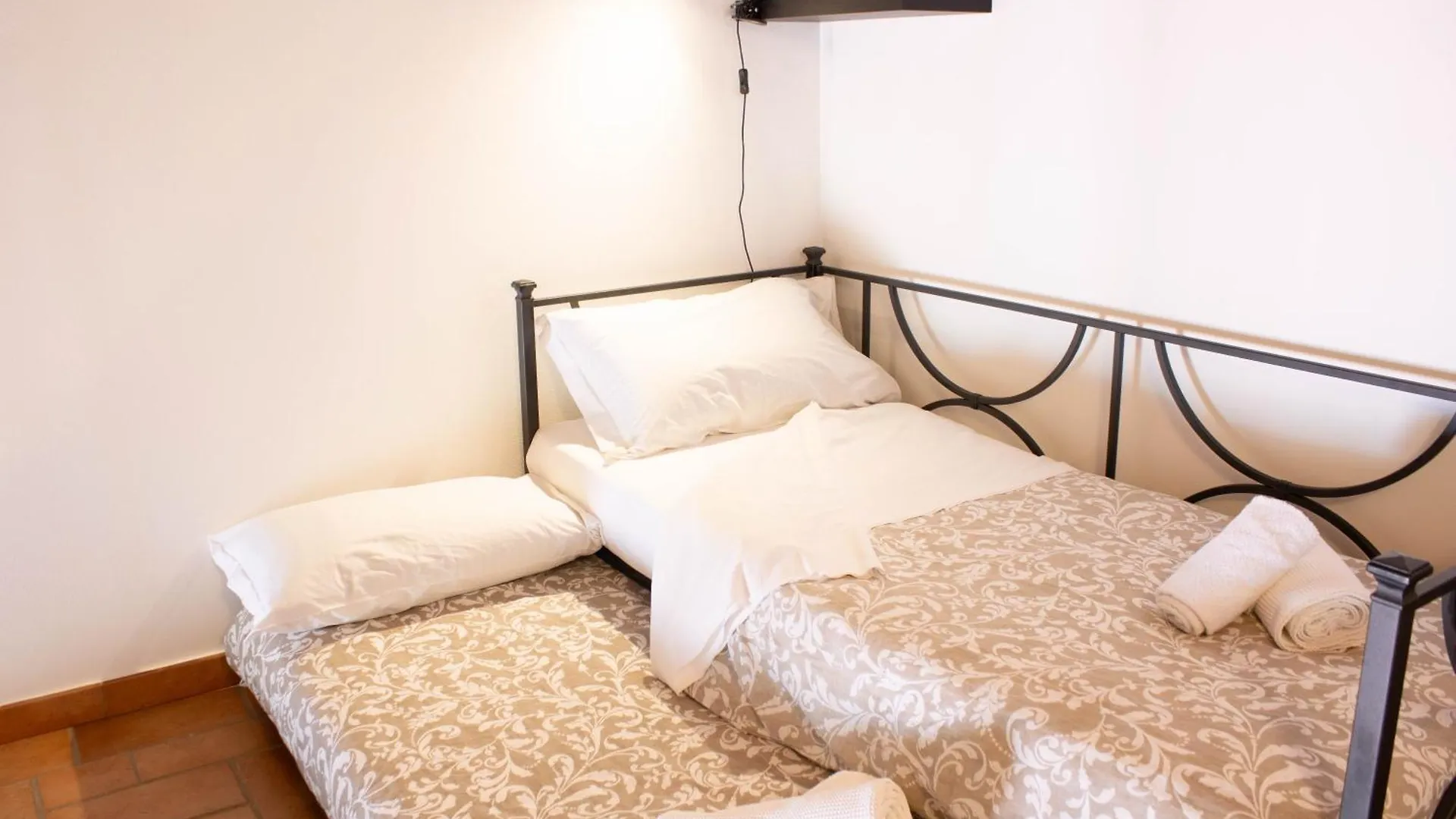 Residence La Colombaina Volterra Apartment
