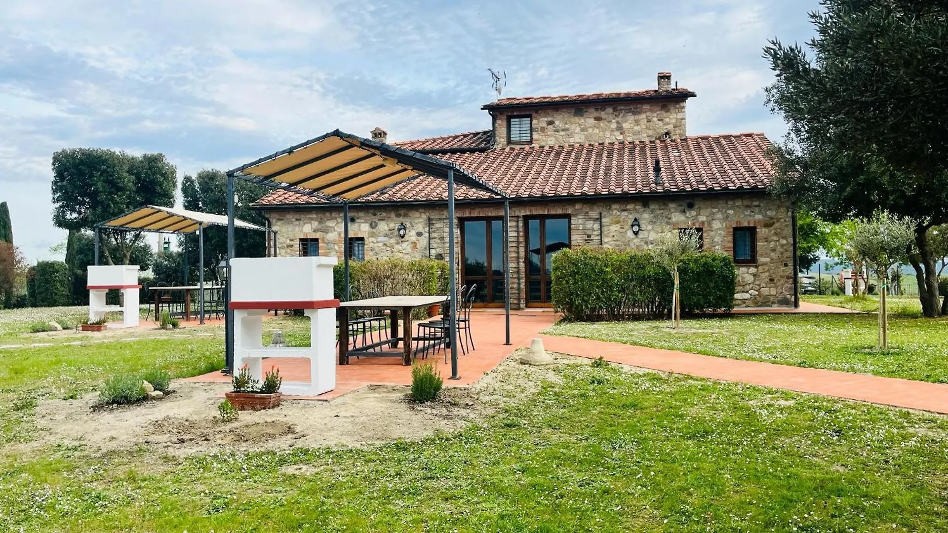 Residence La Colombaina Volterra 0*,