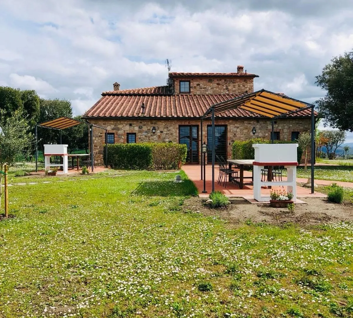 Residence La Colombaina Volterra 0*,